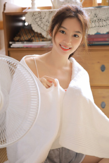 漂亮的保姆4
